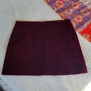 Gap skirt